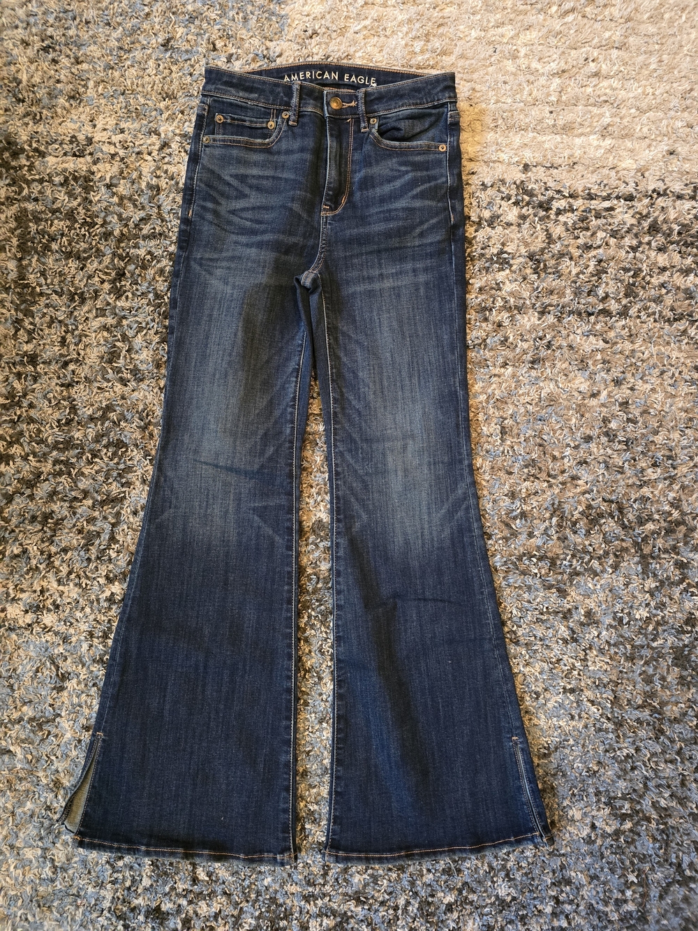 American Eagle Next Level Stretch Flare Jeans – Size 4 Short